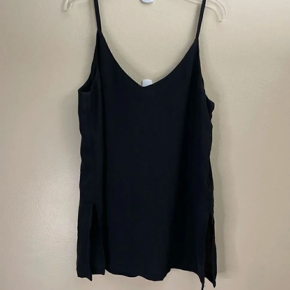NEW! H&M | Medium| Flowy| Lightweight| Sheer| Side Slits - Picture 8 of 9